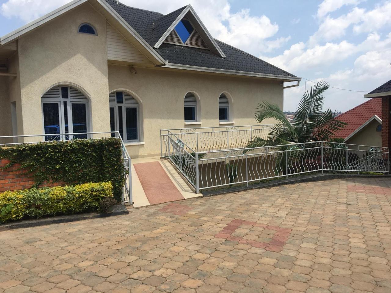 Corina K Guest House Kigali Dış mekan fotoğraf